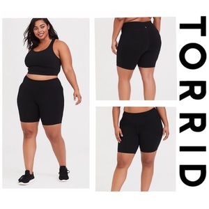 Torrid active bike short black wicking technology